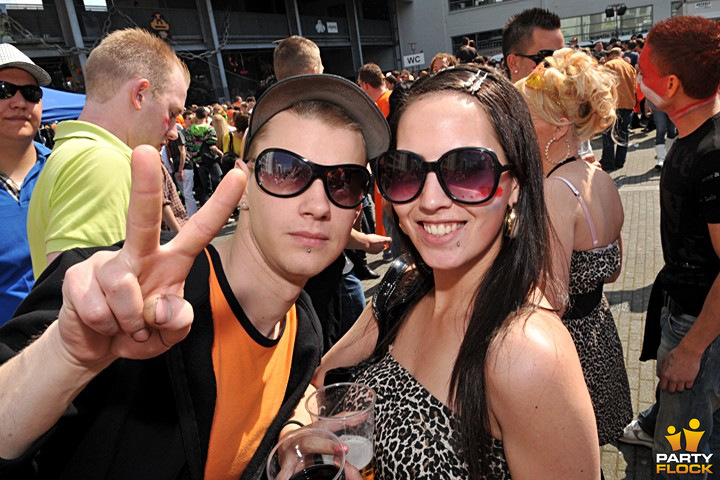 foto Queensday Festival '09, 30 april 2009, Lichtplein