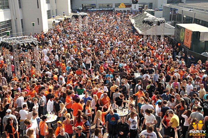 foto Queensday Festival '09, 30 april 2009, Lichtplein