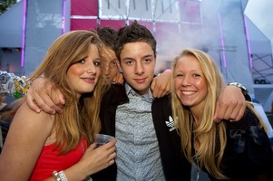 foto Amnesia Outdoor, 10 juli 2009, Evenemententerrein Loosbroek, Loosbroek #525988