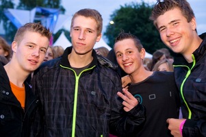 foto Amnesia Outdoor, 10 juli 2009, Evenemententerrein Loosbroek, Loosbroek #526106