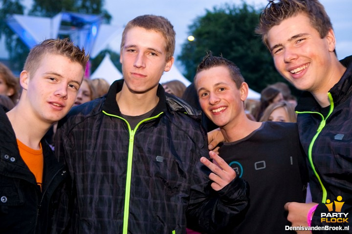 foto Amnesia Outdoor, 10 juli 2009, Evenemententerrein Loosbroek