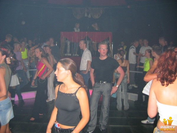 foto Back2school, 8 juni 2003, Ministry of Dance