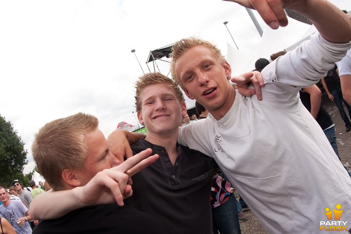 foto Amnesia Outdoor, 11 juli 2009, Evenemententerrein Loosbroek