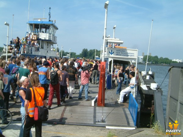 foto Pro Streetrave, 7 juni 2003, Waterlooplein