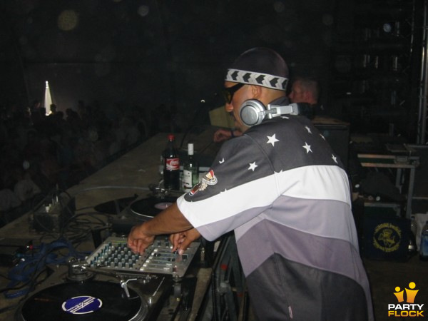 foto Defqon.1 Festival, 14 juni 2003, Almeerderstrand, met The Darkraver