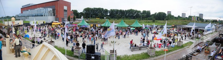 foto BeatsBall, 9 augustus 2009, Strand Euroborg, Groningen #534099