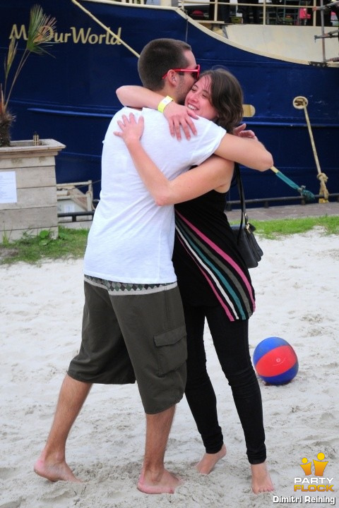 foto BeatsBall, 9 augustus 2009, Strand Euroborg