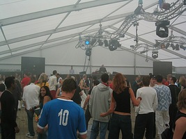 foto Awakenings Festival, 5 juli 2003, Spaarnwoude, deelplan Houtrak, Halfweg #54869