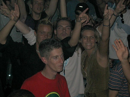 foto Awakenings Festival, 5 juli 2003, Spaarnwoude, deelplan Houtrak, Halfweg #54898