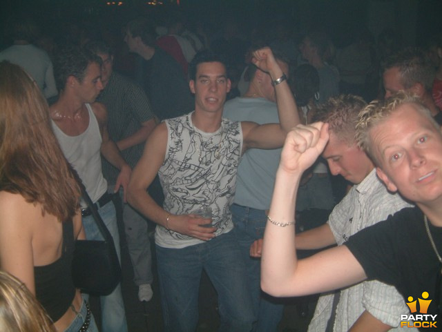 Foto's Super Marco May & Deepack's Birthday Party, 5 juli 2003, Hemkade, Zaandam