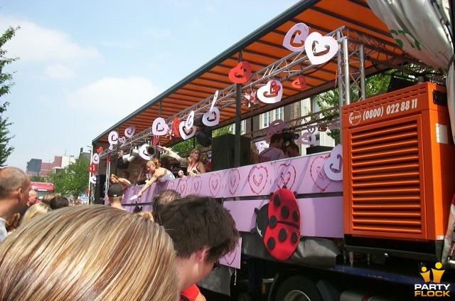 foto Limburg Love Parade 2003, 6 juli 2003, Markt