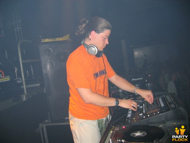 foto Qlubtempo #20, 19 juli 2003, Hemkade, met Bonebreaker