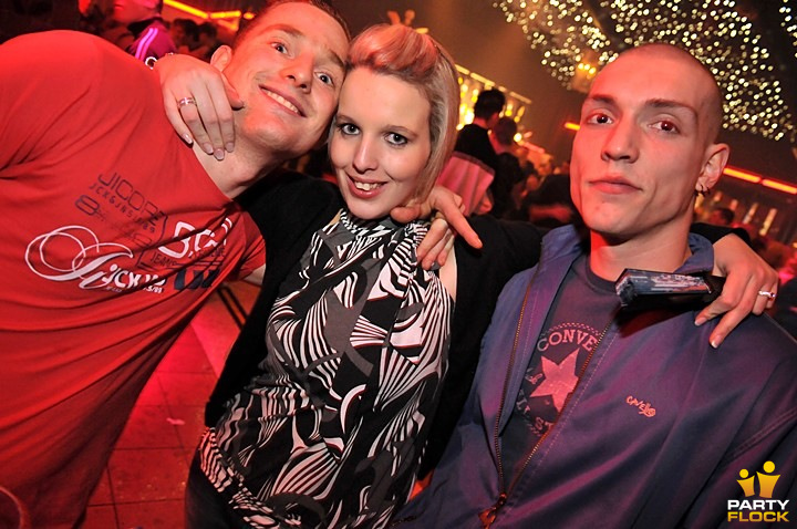 foto Beter kom je niet vs Partyraiser, 23 januari 2010, North Sea Venue