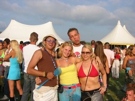 foto Dance Valley 2003, 2 augustus 2003, Spaarnwoude, Velsen-Zuid #57601