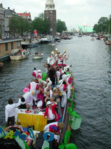 Foto's, Amsterdam Pride Parade, 2 augustus 2003, Centrum Amsterdam, Amsterdam
