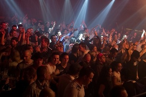 foto Djax it Up, 9 april 2010, Effenaar, Eindhoven #581123