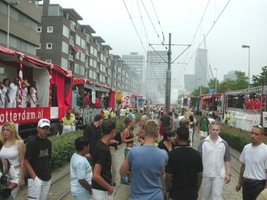 foto FFWD Dance Parade, 9 augustus 2003, Centrum Rotterdam, Rotterdam #58181