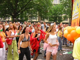 foto FFWD Dance Parade, 9 augustus 2003, Centrum Rotterdam, Rotterdam #58281