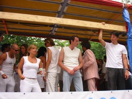 foto FFWD Dance Parade, 9 augustus 2003, Centrum Rotterdam, Rotterdam #58315