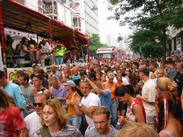 foto FFWD Dance Parade, 9 augustus 2003, Centrum Rotterdam, Rotterdam #58329