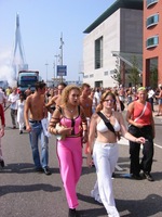 foto FFWD Dance Parade, 9 augustus 2003, Centrum Rotterdam, Rotterdam #58347