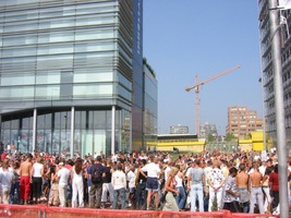 foto FFWD Dance Parade, 9 augustus 2003, Centrum Rotterdam, Rotterdam #58355
