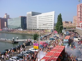 foto FFWD Dance Parade, 9 augustus 2003, Centrum Rotterdam, Rotterdam #58365