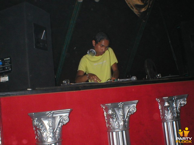 foto FFWD Afterparty, 9 augustus 2003, Ministry of Dance, met Jaws