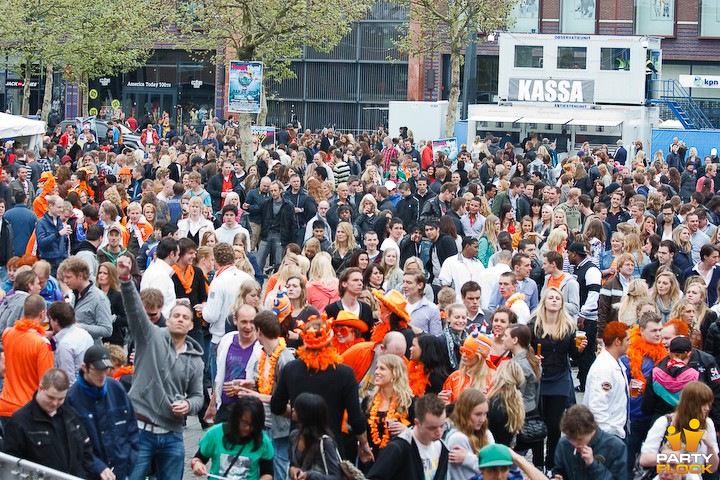 foto Absolutely Queensday, 30 april 2010, Van Heekplein