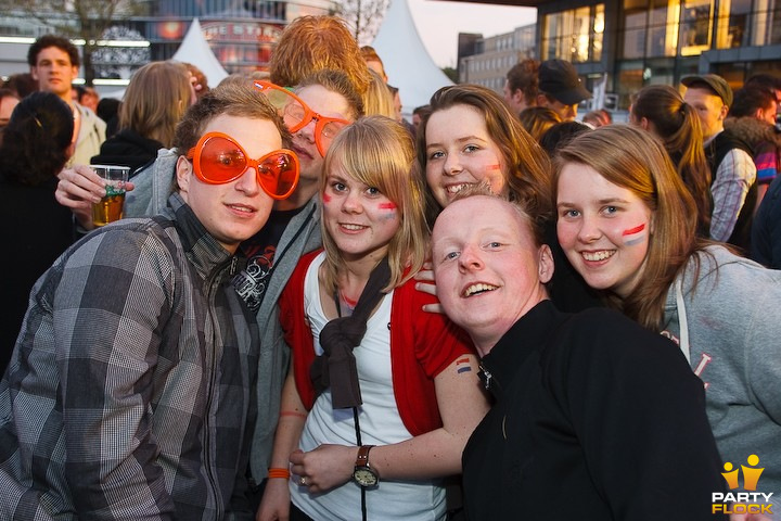 foto Absolutely Queensday, 30 april 2010, Van Heekplein