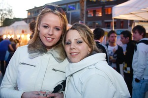 foto Bevrijdingsdag Enschede, 5 mei 2010, Van Heekplein, Enschede #587350