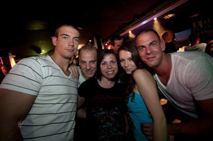 foto Noisecontrollers, 8 mei 2010, Outland, Rotterdam #587811