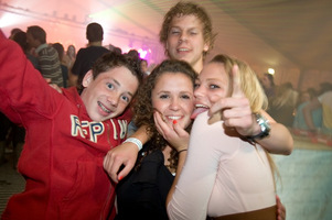 foto Springpop 2010, 15 mei 2010, S.I.S. Terrein, Warmenhuizen #588691