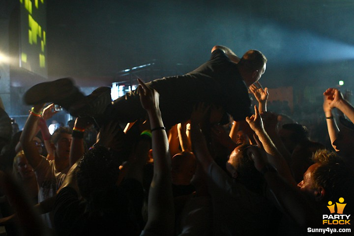 foto Neophyte: Live and Loud, 5 juni 2010, Turbinenhalle, met Neophyte