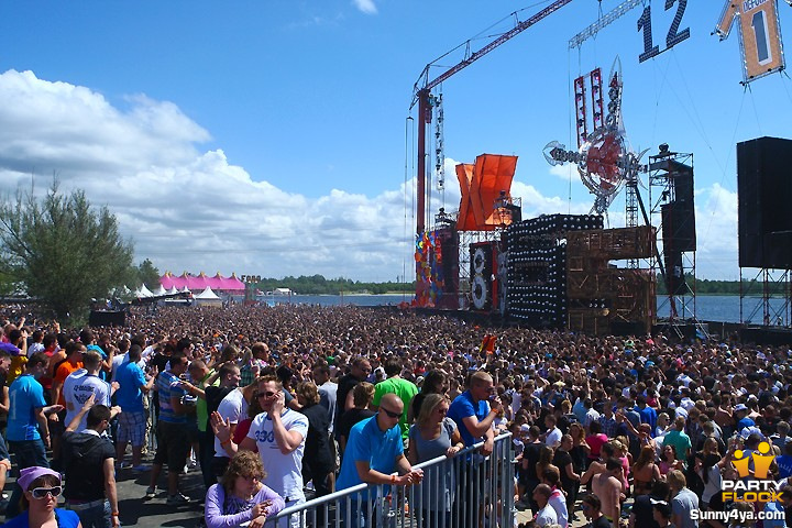 foto Defqon.1 Festival, 12 juni 2010, Almeerderstrand