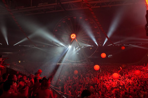 foto De Q-dance Feestfabriek, 10 juli 2010, Amsterdam ArenA, Amsterdam #602183