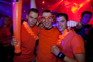 foto De Q-dance Feestfabriek, 10 juli 2010, Amsterdam ArenA, Amsterdam #602199