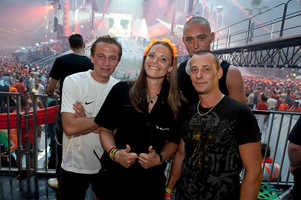 foto De Q-dance Feestfabriek, 10 juli 2010, Amsterdam ArenA, Amsterdam #602222