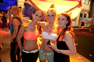 foto De Q-dance Feestfabriek, 10 juli 2010, Amsterdam ArenA, Amsterdam #602232