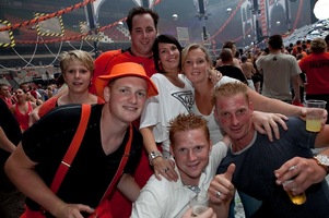 foto De Q-dance Feestfabriek, 10 juli 2010, Amsterdam ArenA, Amsterdam #602235