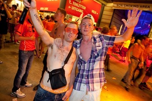 foto De Q-dance Feestfabriek, 10 juli 2010, Amsterdam ArenA, Amsterdam #602335