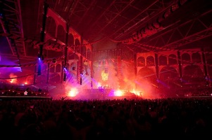 foto De Q-dance Feestfabriek, 10 juli 2010, Amsterdam ArenA, Amsterdam #602358