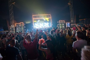 foto Dance Valley, 7 augustus 2010, Spaarnwoude, Velsen-Zuid #608614