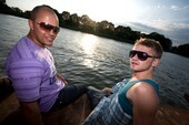 Smeerboel op het strand foto