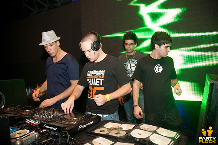 foto 5 Years Bass Events, 16 oktober 2010, Lotto Arena, met Noisecontrollers, Toneshifterz