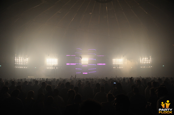 foto Awakenings, 26 november 2010, Gashouder