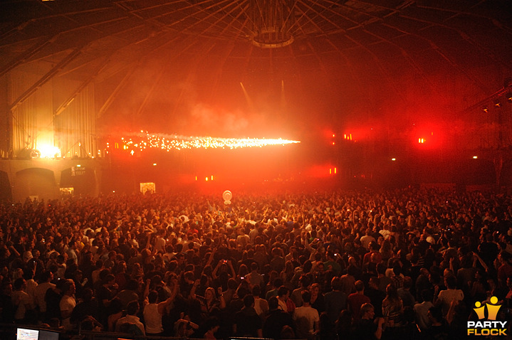 Foto's Awakenings, 26 november 2010, Gashouder, Amsterdam