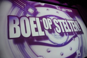 foto Boel op stelten, 23 december 2010, Huize Maas, Groningen #631911