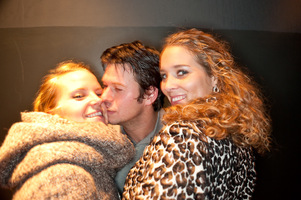 foto It's all about friends, 8 januari 2011, Le Paris, Den Haag #634889