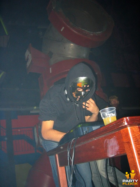 foto Oldschool Madness, 27 september 2003, Condor City, met Angerfist